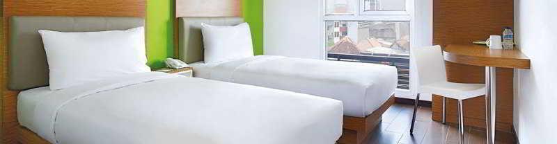Amaris Hotel Dr. Susilo Grogol Джакарта Екстериор снимка